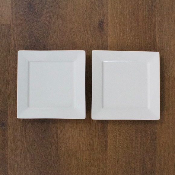 Fishs Eddy Square Plates Set of 2 Solid White Ceramic 8” Salad Appetizer Plates - Picture 1 of 7